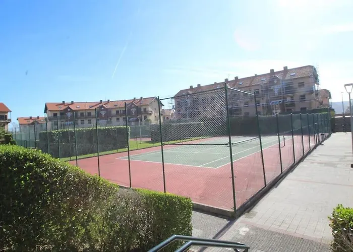Con Vistas En Complejo Residencial Comillas