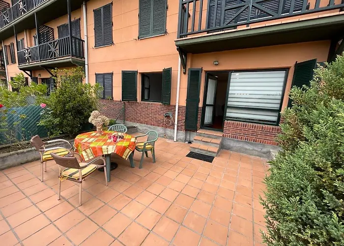 Con Vistas En Complejo Residencial Comillas